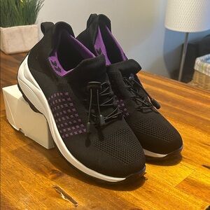 Comfort Wear Black/Purple Ortho Stretch Mesh Women's Athletic Shoes..42